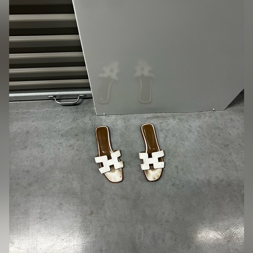 Hermes Oran White Leather Sandals